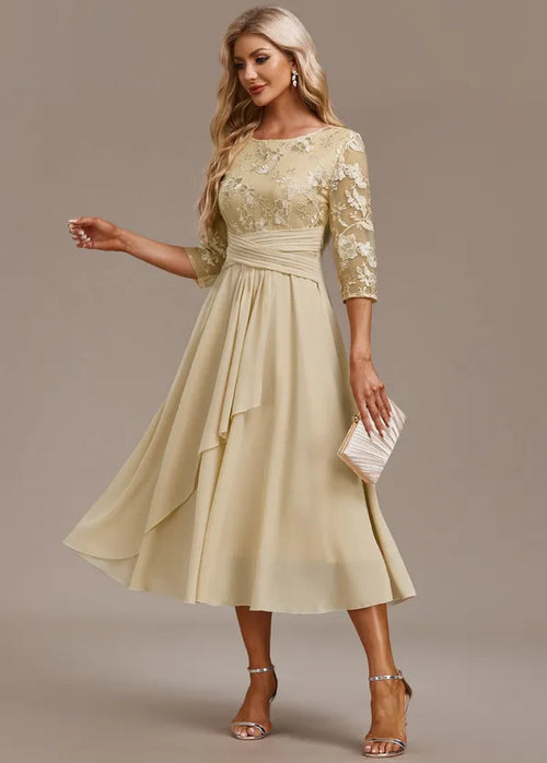 Bellamy Floral Embroidered 3/4 Sleeve Dress