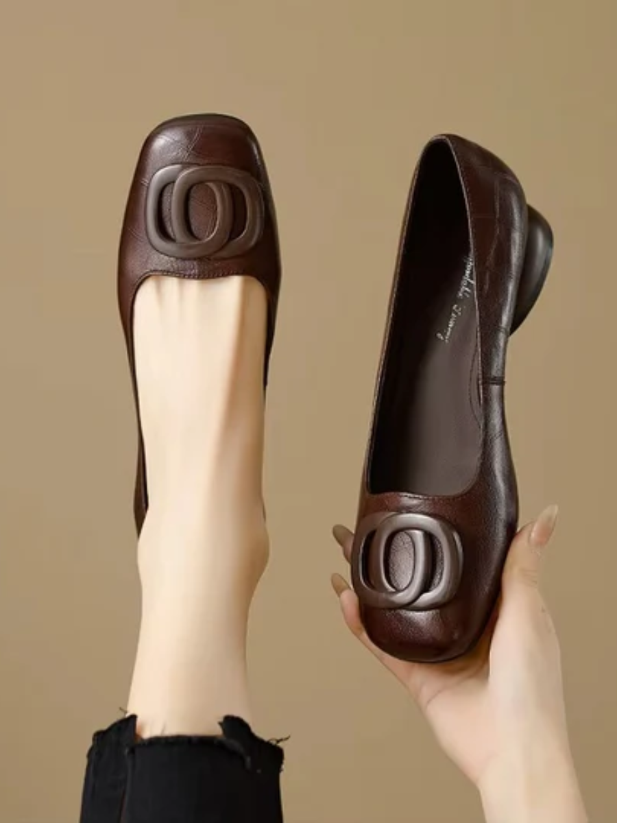 Odette leather flats in brown