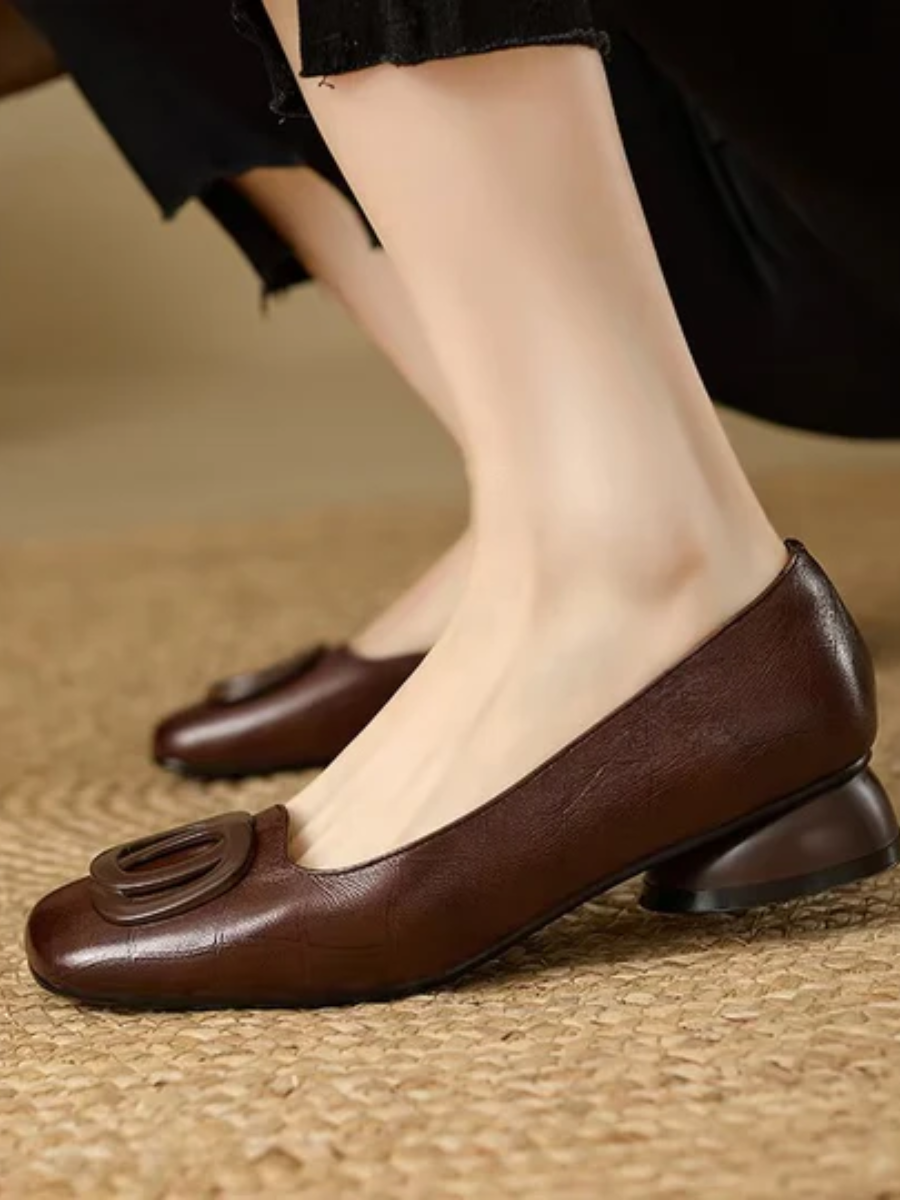 Odette leather flats – detail