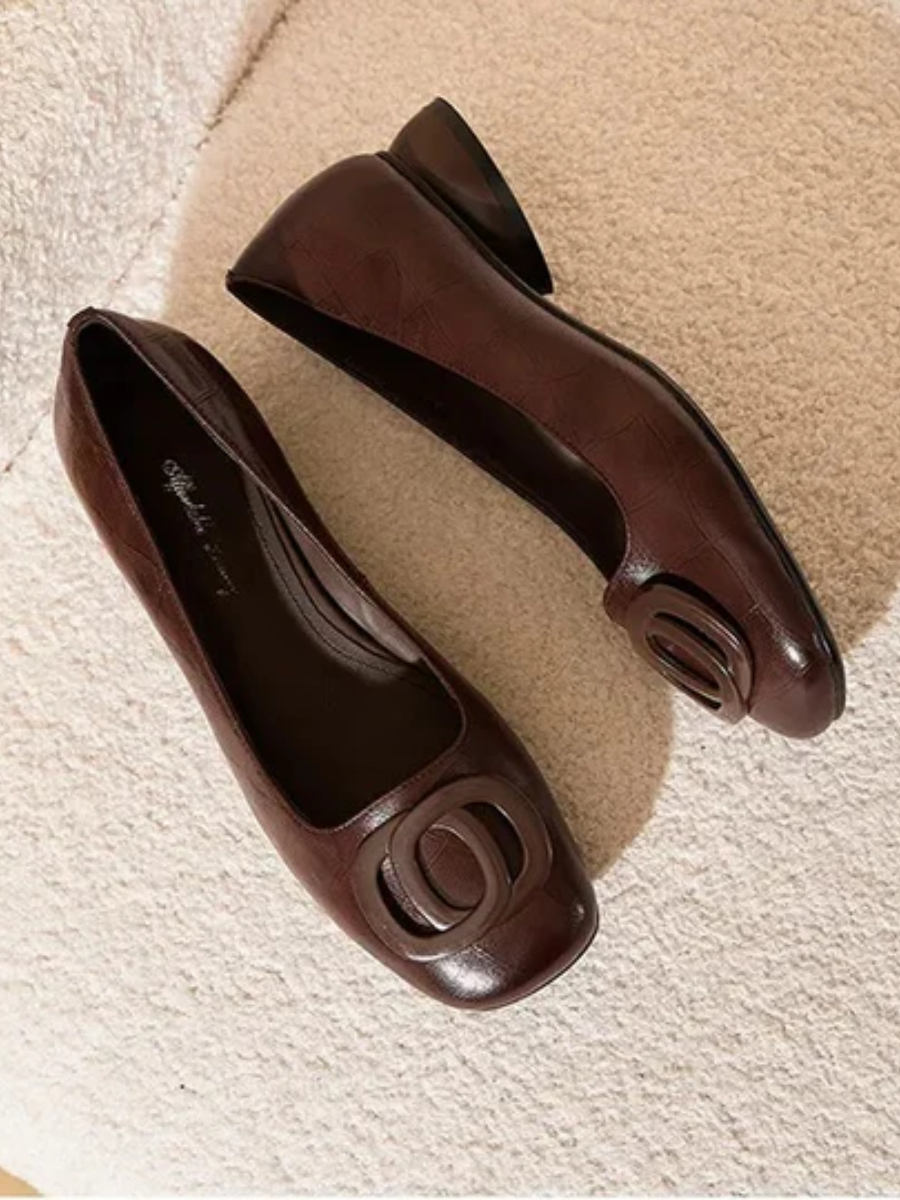 Odette leather flats – detail