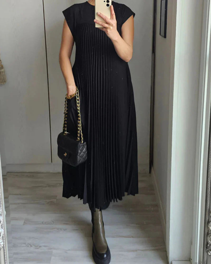 Mila women's pleated maxi dress in black, full-length mirror front view